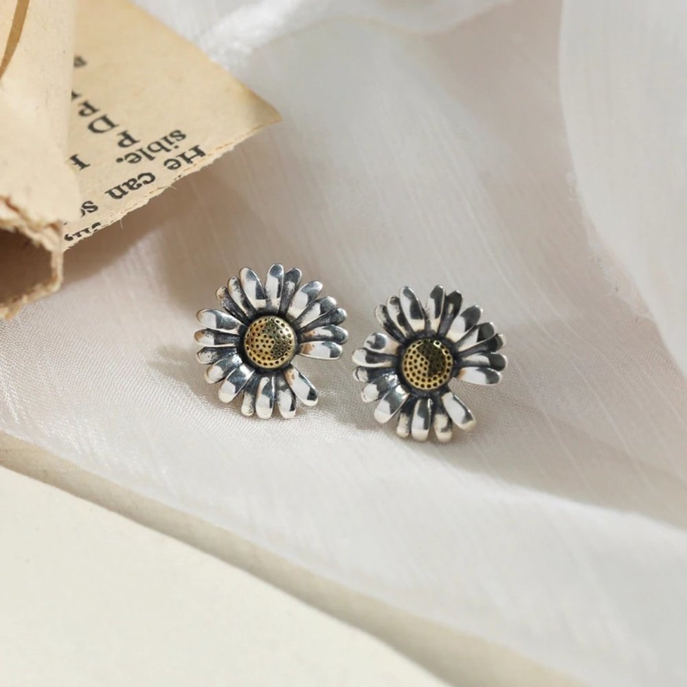*NEW 925 Sterling Silver Vintage Daisy Earrings - Picture 5 of 11